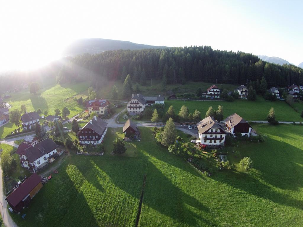 Haus Pfarrkirchner Διαμέρισμα Mauterndorf  Εξωτερικό φωτογραφία